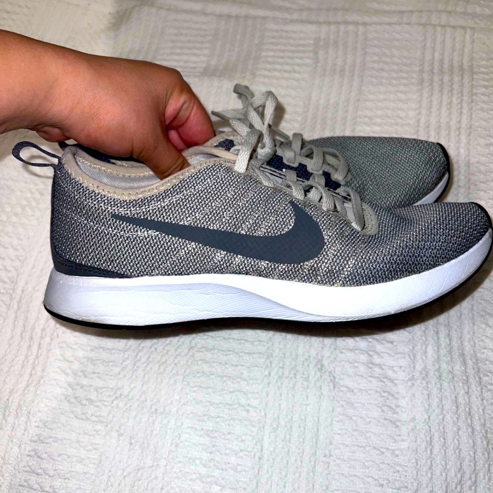 Nike Womens Dualtone Racer Gray Running Shoes size 8.5